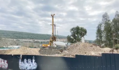 Adagöl’de plan iptaline rağmen çalışma… ‘Kuşadası Belediyesi ruhsatı neden iptal etmedi?’