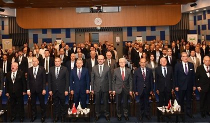 8. Ulusal Pamuk Zirvesi İzmir’de gerçekleştirildi