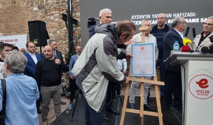 Efeler'de eski başkanlar Nevzat Biçer Nikah Salonu için bir araya geldi!