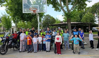Aydın’da polislerden özel öğrencilere anlamlı ziyaret