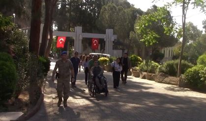 Engelliler Haftası'nda temsili askerlik yemin töreni düzenlendi