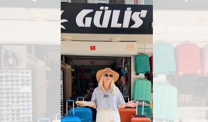 Seyahatlerinize şıklık katacak valizler Gülis Bijuteri'de!