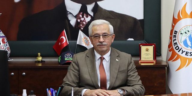 Erdek Belediye Başkanı Burhan Karışık'a bıçaklı saldırı!