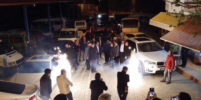 AK Partili Abak Nazilli'de meşaleler ile karşılandı
