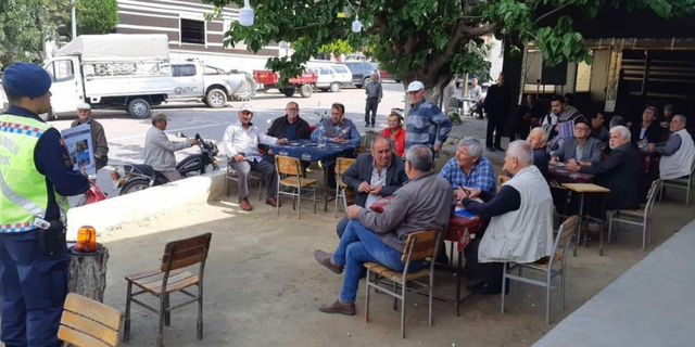 Aydın'da traktör sürücülerine eğitim verildi