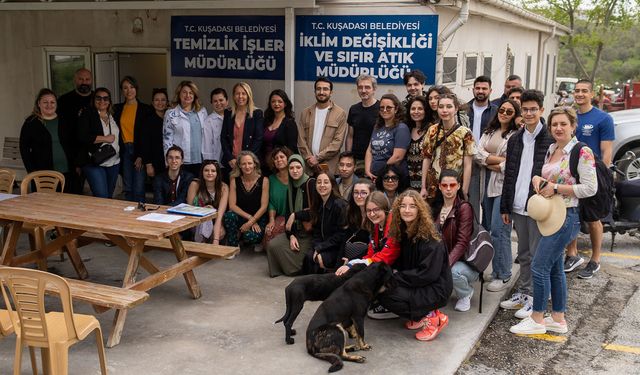 Erasmuslu öğrenciler Kuşadası'nın çevreci projelerini dinledi