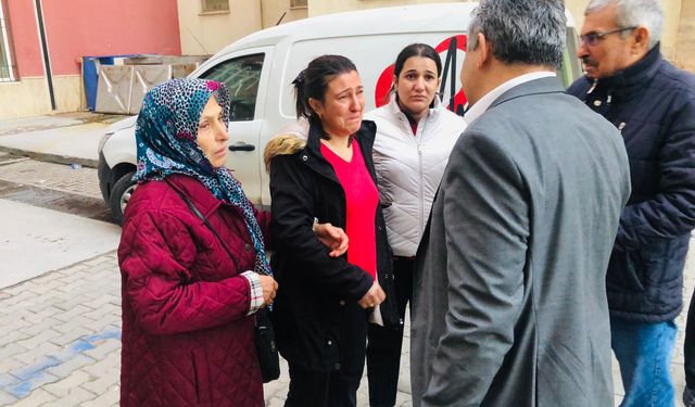 Rektör Kent'ten, ölen kız öğrencinin ailesine taziye ziyareti