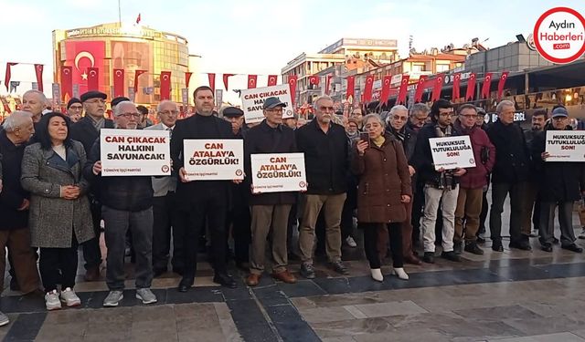 Atatürk Kent Meydanı'nda Can Atalay için bir araya geldiler