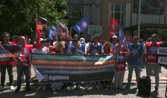 Eğitim-İş’ten Öğretmenlik Mesleği Kanun teklifine protesto