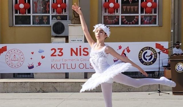 Aydın'da bale gösterisi hayran bıraktı