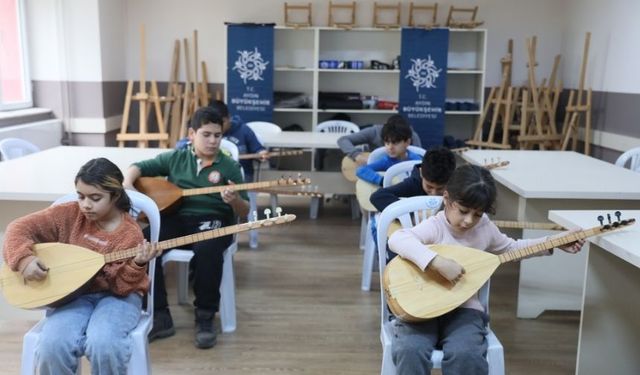 Başkan Çerçioğlu, çocukları müzikle buluşturmaya devam ediyor