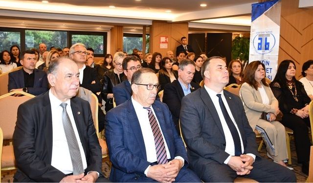 Aydın Memecik naturel sızma zeytinyağı kalitesi ödüllendirildi