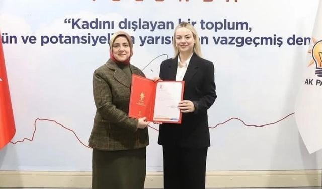 AK Parti Efeler'de bayrak değişimi gerçekleşti!