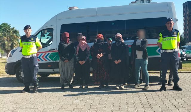 Aydın'da 12 düzensiz göçmen yakalandı