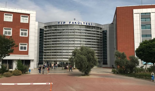 ADÜ Tıp Fakültesi'nde mezuniyet gerginliği!