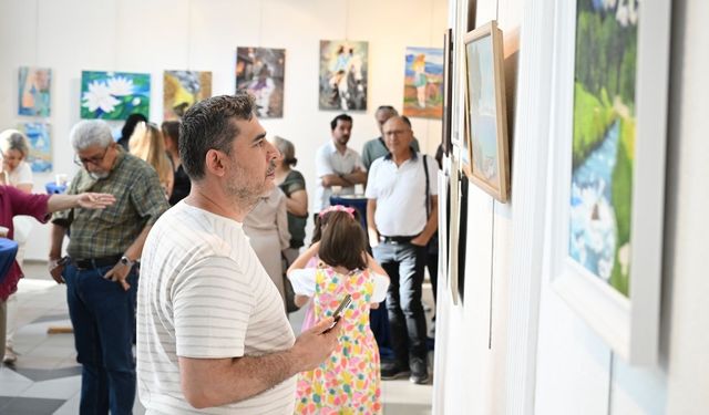 Aydın’da sanatın renkleri yıl sonu sergisinde buluştu