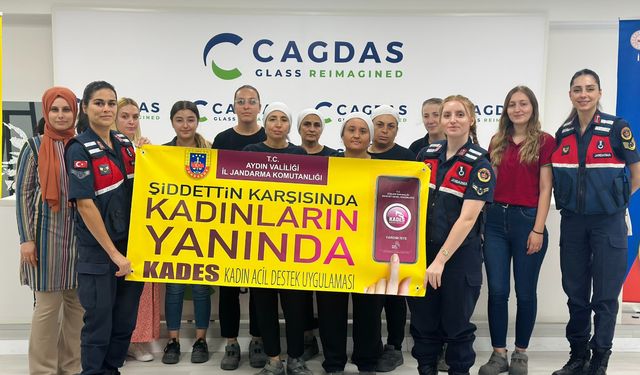 Jandarma Kuyucak'ta KADES uygulaması hakkında bilgilendirdi