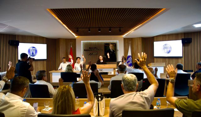 Didim Belediye Meclisi'nin temmuz ayı ilk oturumu gerçekleşti
