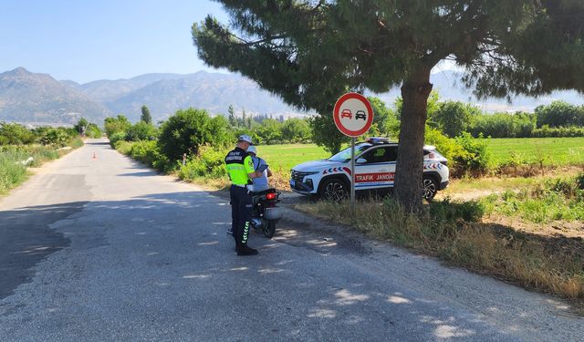 Aydın'da motosiklet denetimi yapıldı! 155 sürücüye ceza