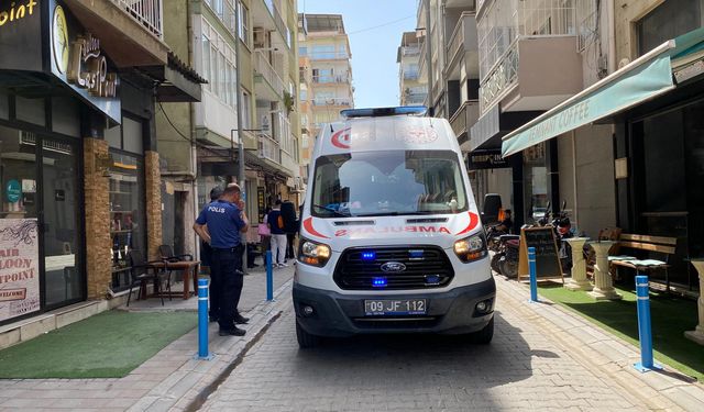 Efeler’de uyuyan kadın panik yarattı!