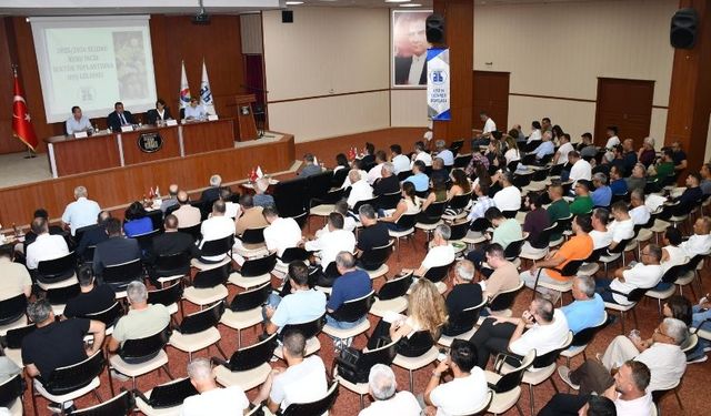 Kuru incir sektörü Aydın’da masaya yatırıldı