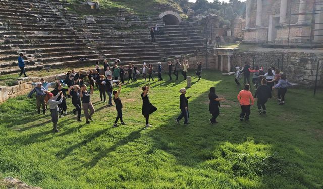 Büyükşehir Ata’ya Saygı Doğa Yürüyüşü etkinliği düzenledi