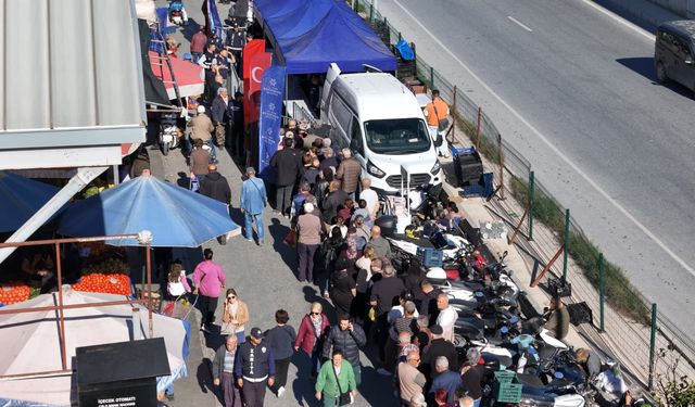 Kuşadalılara Ata Tohumları dağıtıldı