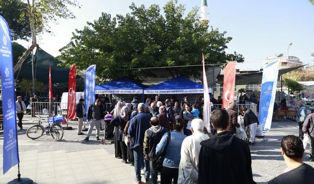 İncirliovalı vatandaşlardan Başkan Çerçioğlu’na fide teşekkürü