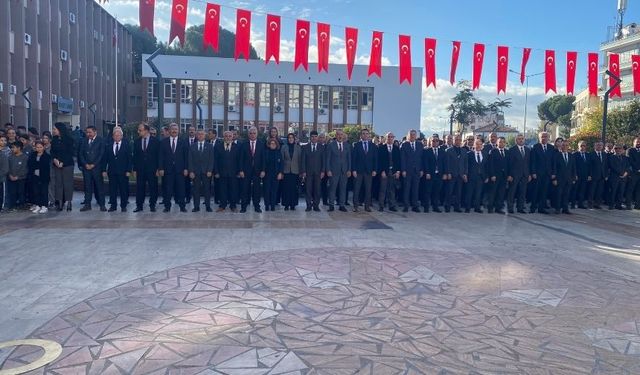 Aydın'da Öğretmenler Günü törenle kutlandı