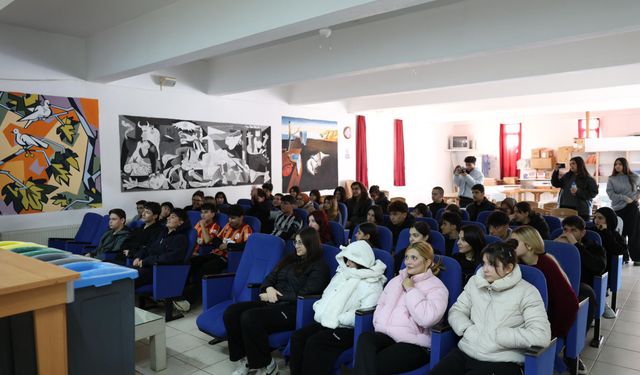 Didim’de okullarda sıfır atık eğitimleri sürüyor