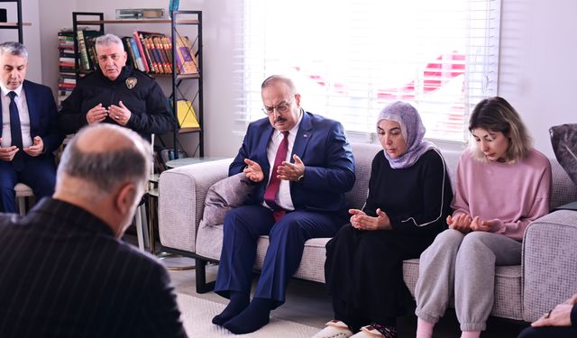 Vali Yakup Canbolat, şehit polis Yasin Koçyiğit’in ailesini ziyaret etti