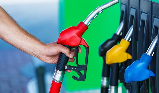 Cumartesi günü benzine zam geliyor!