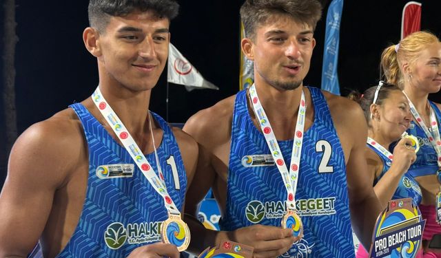 Plaj voleybolu heyecanı Aydın’da yaşandı