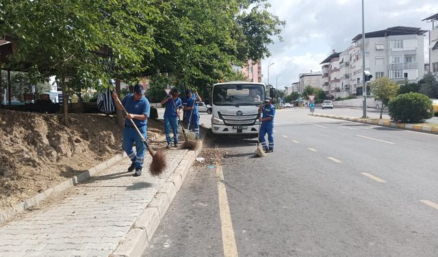 Başkan Çerçioğlu'nun öncülüğünde Kurban Bayramı öncesinde çalışmalar 24 saat devam ediyor