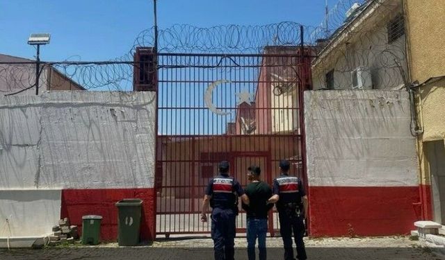 Kuşadası’nda firari hükümlü operasyonla yakalandı