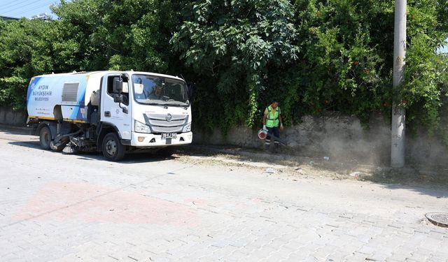 Efeler Muhtarlarından Başkan Çerçioğlu'na hizmet teşekkürü