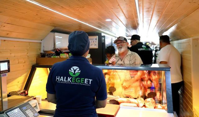 Başkan Çerçioğlu Aydın Büyükşehir Belediyesi Mobil Halk Ege Et hizmetlerini Didim'de vatandaşlarla buluşturdu
