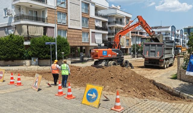 Başkan Çerçioğlu'ndan Efeler'de yol yenileme çalışması