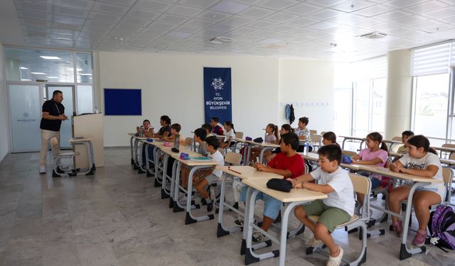 Başkan Çerçioğlu'ndan eğitime tam destek