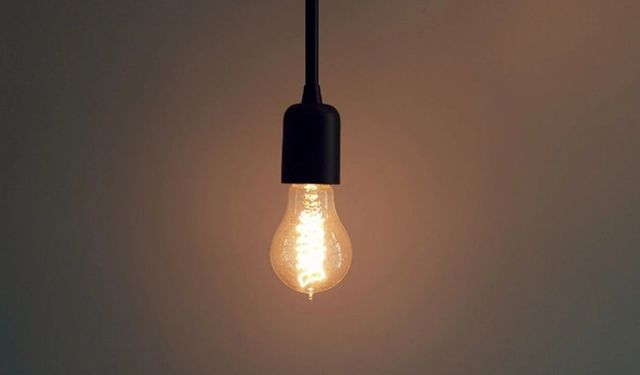 Türkiye'de elektrik tüketimi 1,1 milyon megavatsaati aştı