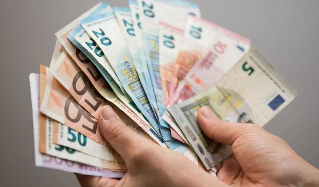 Dolar ve euro haftaya yükselişle başladı (3 Ağustos 2026)