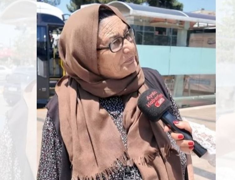 Eşini 55 yaşında üniversiteden mezun eden Sevgi annenin vefası duygulandırdı!