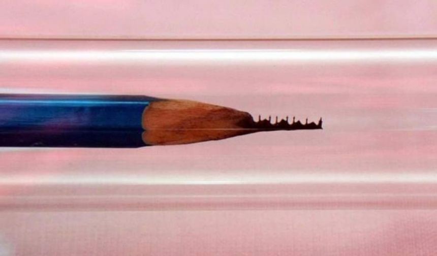 Türkiye’nin ilk ve tek mikro minyatür merkezi olan Kuşadası Belediyesi Necati Korkmaz Mikro Minyatür Sanat Merkezi ve Sergi Alanı, kente gelen kruvaziyer turistlerinin uğrak noktalarından oldu. Dünyanın sayılı mikro minyatür sanatçılarından olan Necati Korkmaz’ın mikroskop ve büyüteçler aracılığıyla görülebilen milimetrik boyutlardaki minyatürlerinin yer aldığı merkez, yaz sezonu boyunca binlerce ziyaretçiyi ağırladı.