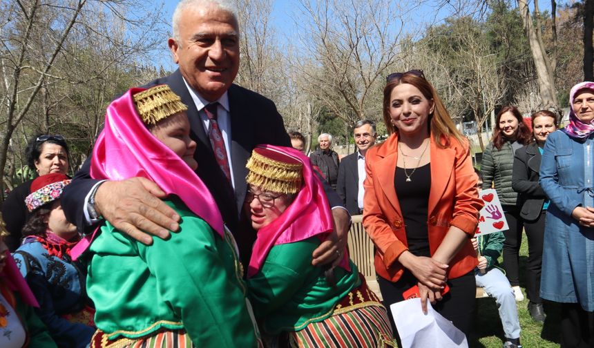 Başkan Atay sosyal belediyecilik faaliyetlerine '+1' değer kattı