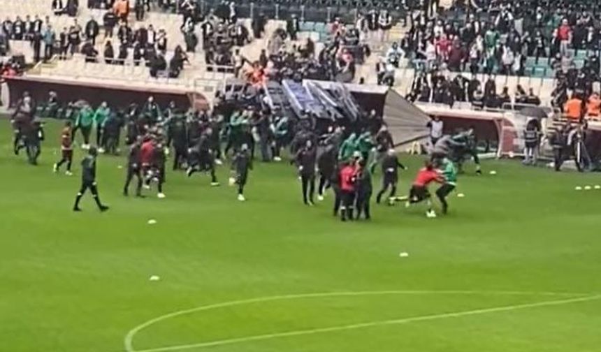Bursaspor - Amedspor maçında kavga çıktı