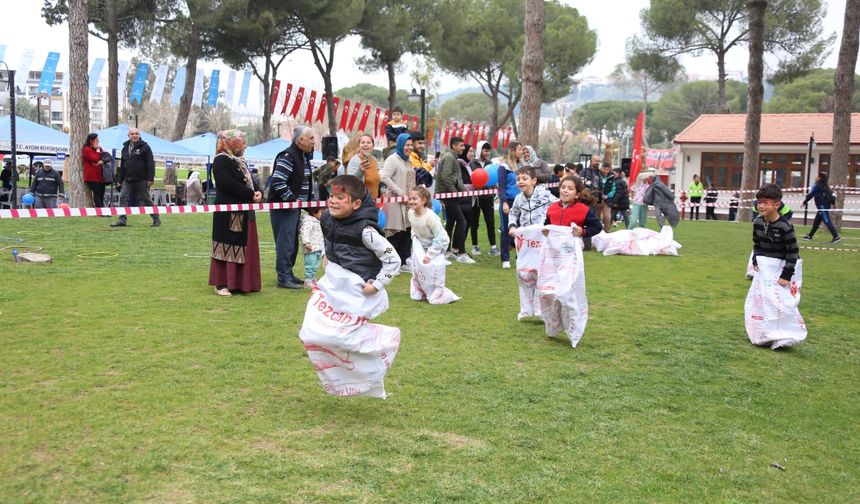 Büyükşehir'den depremzede çocuklar için eğlenceli etkinlik