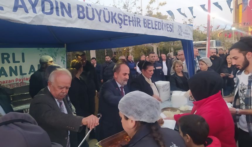 Başkan Çerçioğlu Aydın halkı ile birlikte iftar yaptı