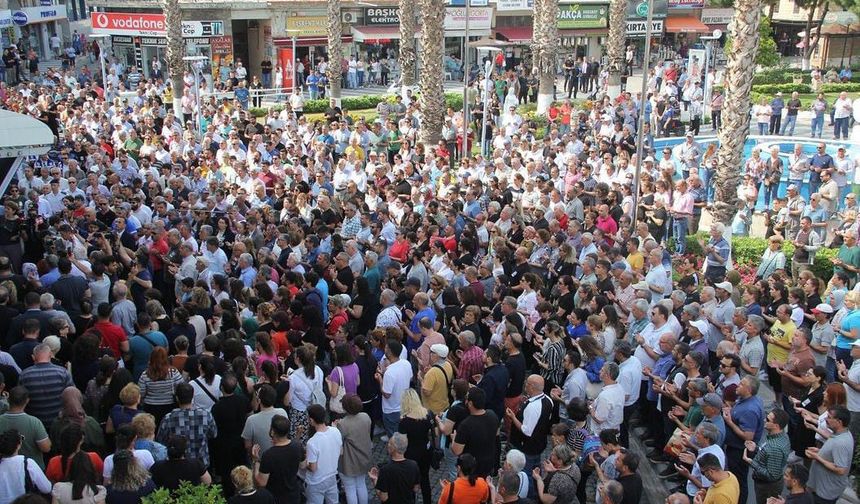 Sevilen Başkan Levent Tuncel'i binlerce kişi uğurladı
