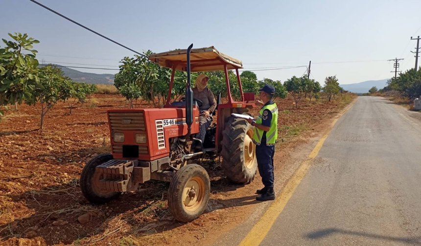 Efeler'de çalınan traktör alkollü sürücüyle birlikte yakalandı