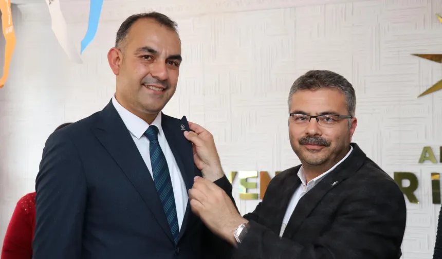 Yenipazar'da AK Parti'nin başkan adayı Kıvanç İşbilen oldu